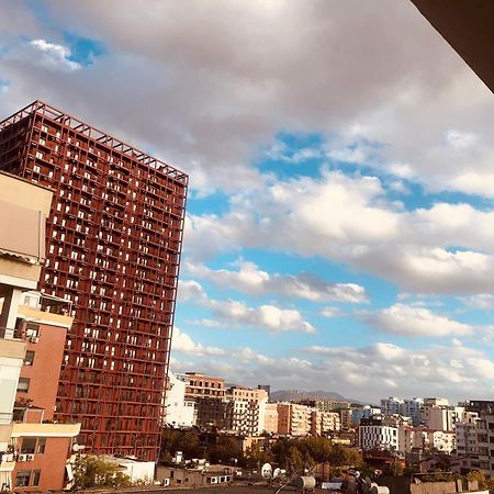 Laureta Central Apartment Tirana Buitenkant foto